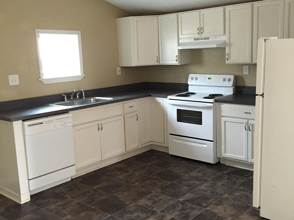 1st image of 414 Brown Ave APT 1