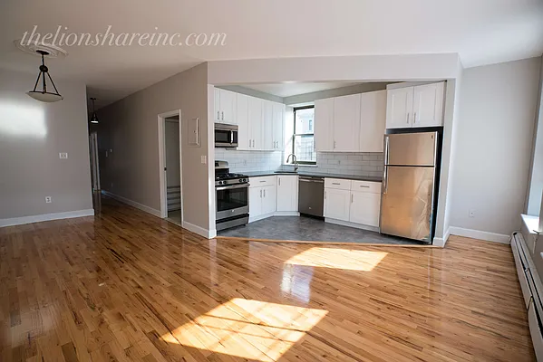 Rented by Lions Share Inc. | media 12