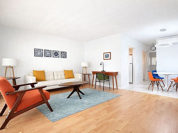 3rd image of 3201 SE 10th St APT B6