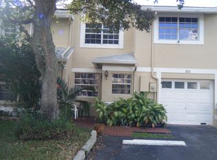 5111 SW 21 Ave, Cooper City, FL 33330