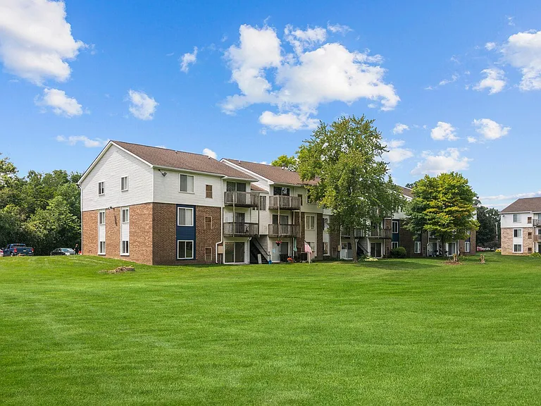 Residences at Grand Blanc Apartments - Grand Blanc, MI — Photo 46