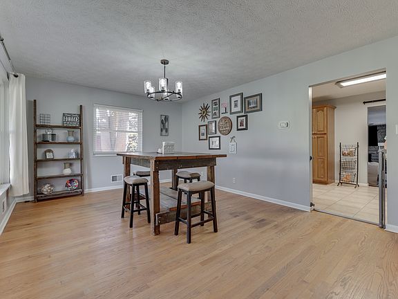 4th image of 4325 E Brunswick Ave