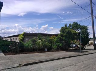 1301 W Emerson St #10, Seattle, WA 98119