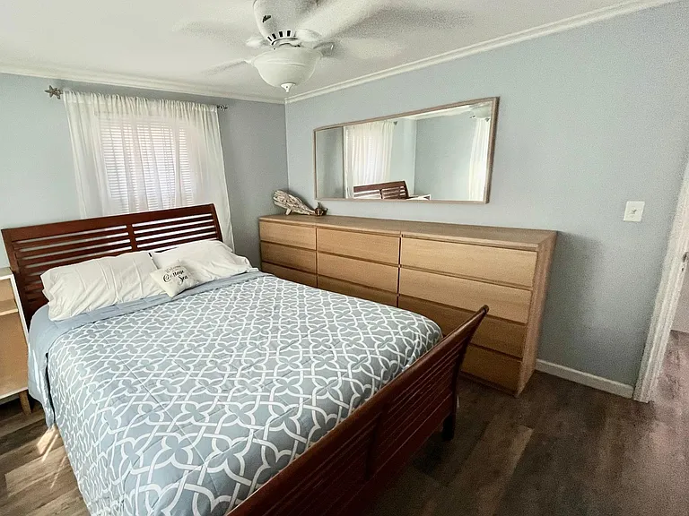 113 Carmel Dr — Photo 12