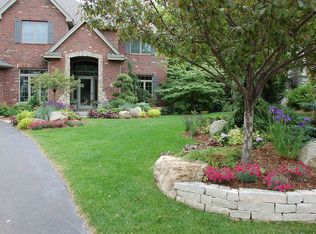 17425 8th Ave N, Plymouth, MN 55447