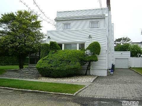 3rd image of 51 Cayuga Ave