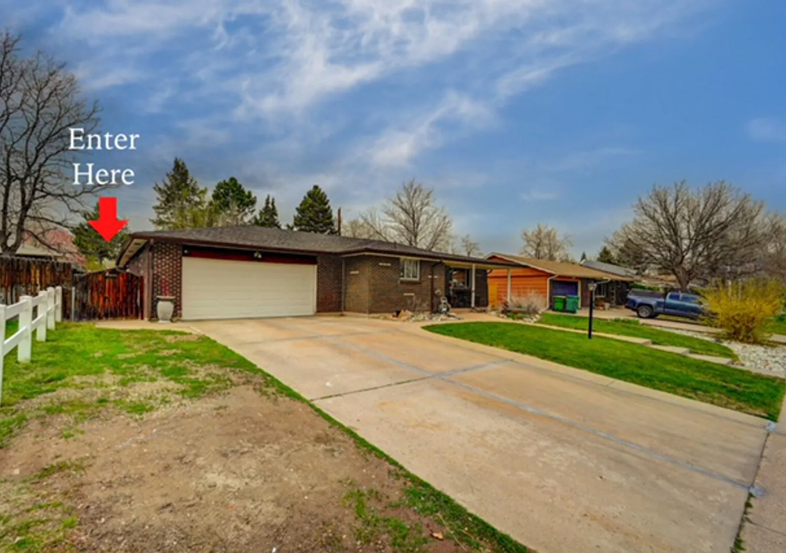 Studio - attached to main house with separate entrance and yard. — Photo 2