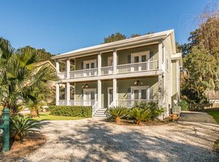 109 Serenity Ln, Saint Simons Island, GA 31522