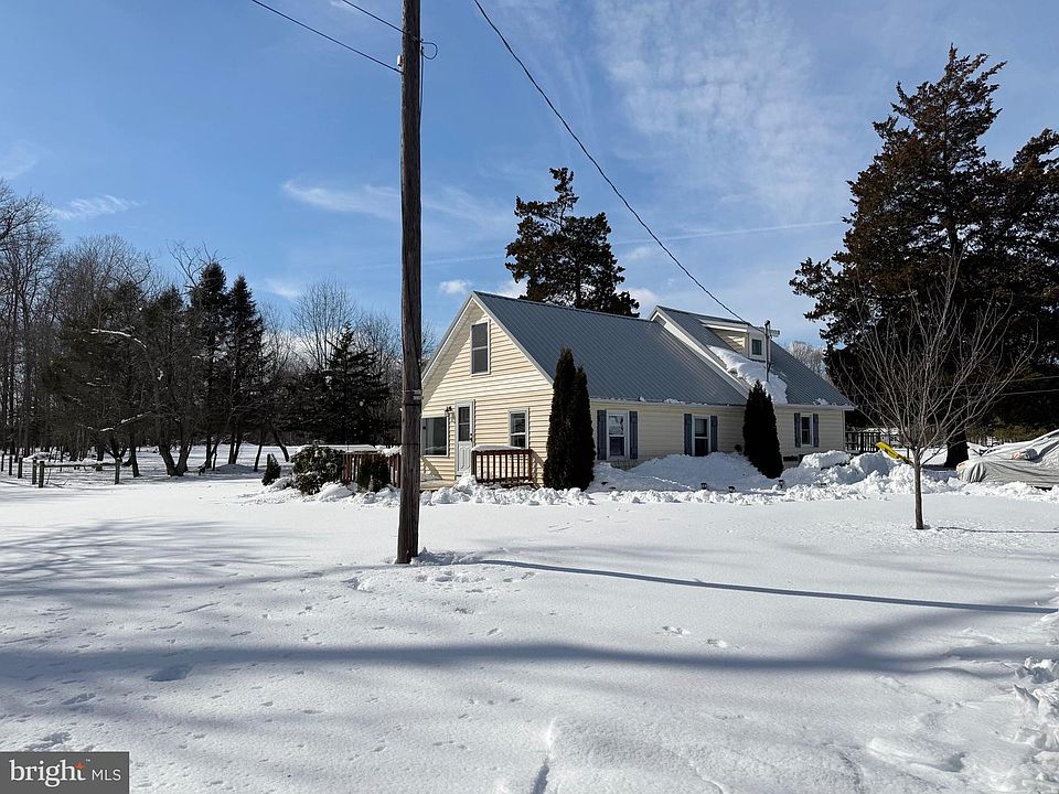 1st image of 129 Rogers Ave