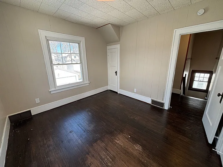 1410 Wilson Ave — Photo 19