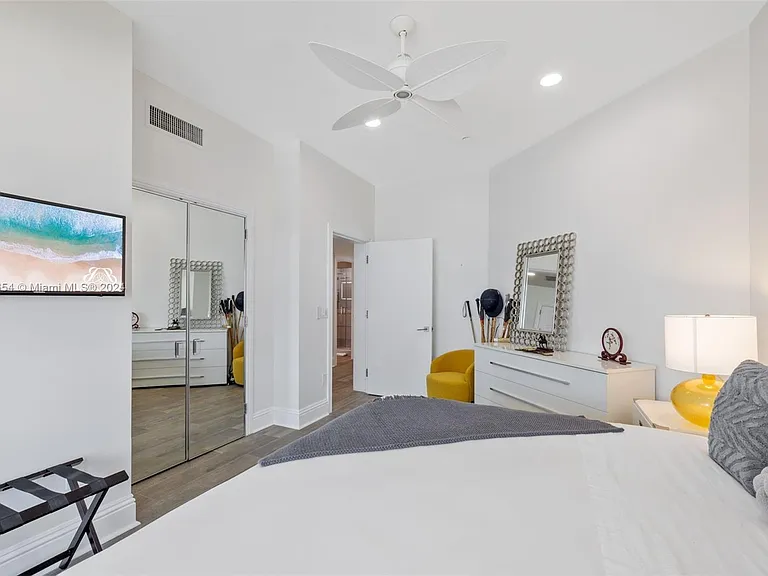 15122 Fisher Island Dr #15122 — Photo 20