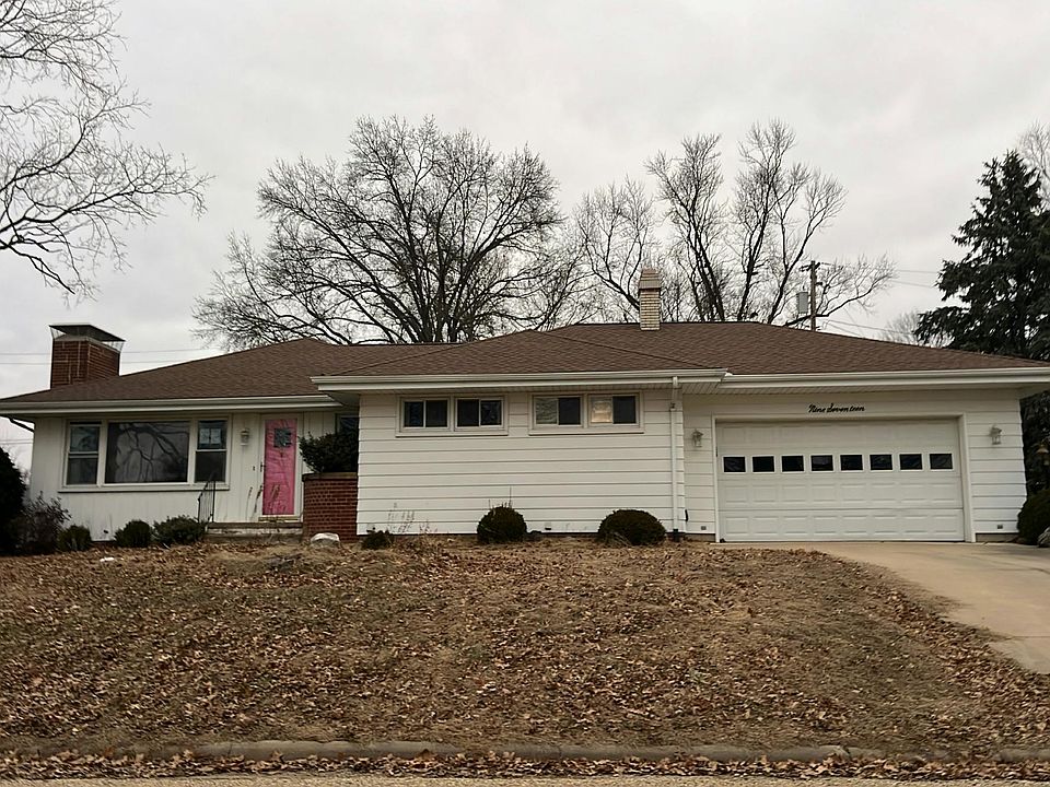 1st image of 917 Lawndale Ave