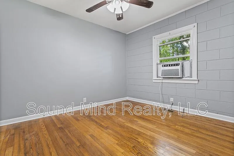 2 bed, 1.0 bath, 880 sqft, $1,250 — Photo 4