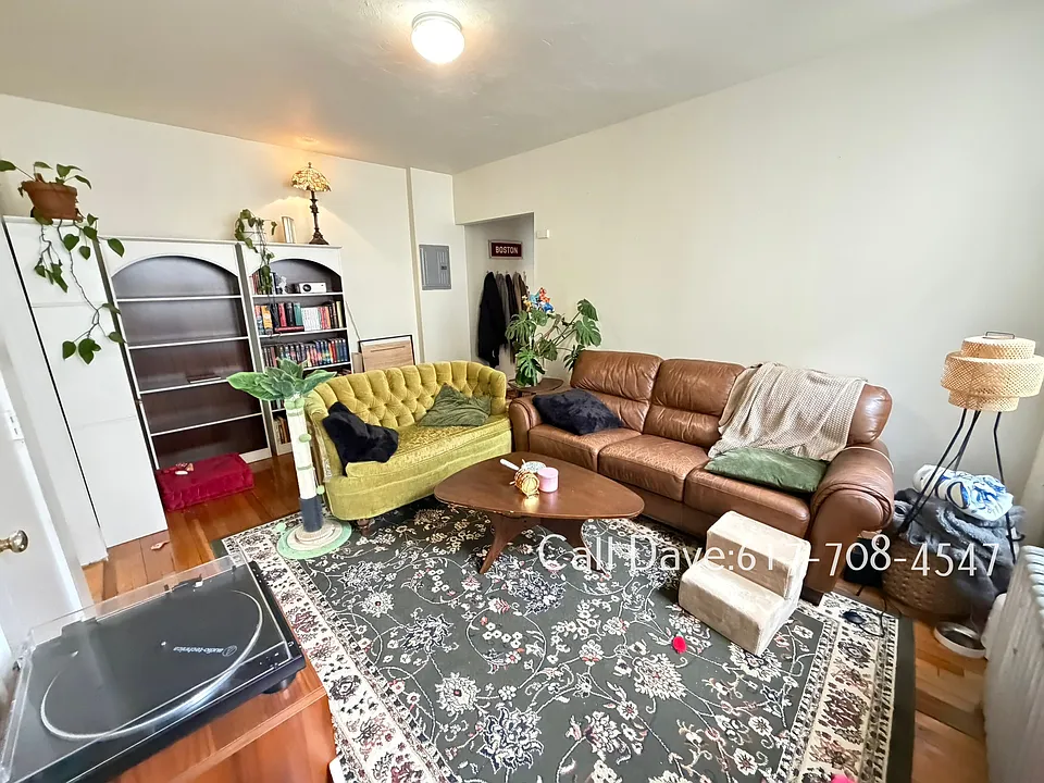1634 Commonwealth Ave #14