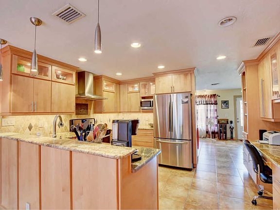 2nd image of 6955 Athena Dr