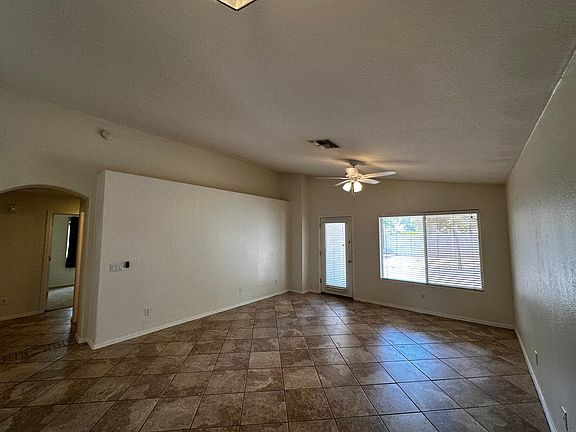 5th image of 8141 W Tonopah Dr