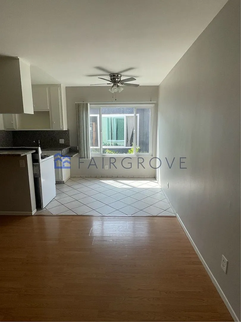 12730 Matteson Ave (RR) — Photo 4