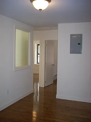 Rented by AD Real Estate Investors | media 51