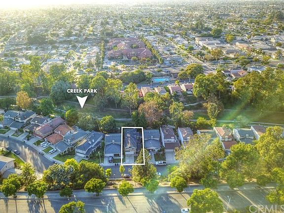 3rd image of 12927 Oakwood Ln