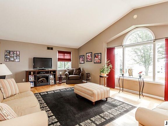 5th image of 14384 Crestridge Dr
