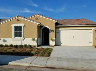 3873 Sussex Ave, Clovis, CA 93619