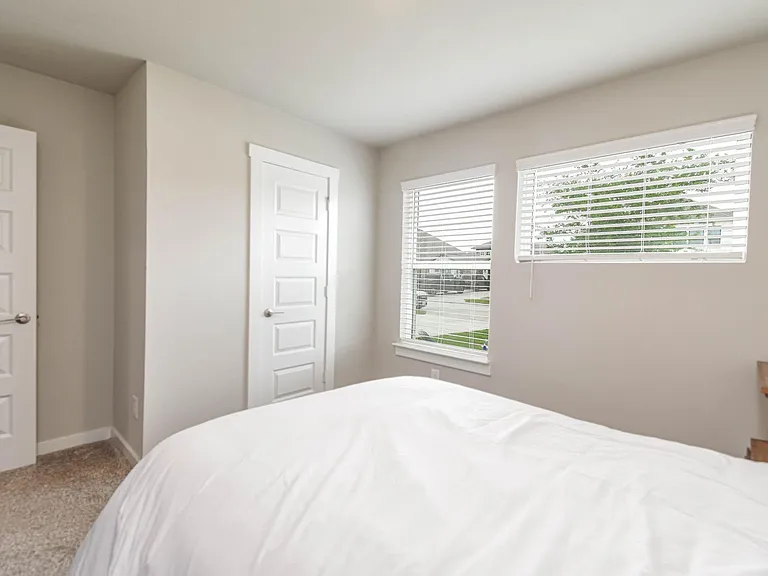 13009 Oleander Bay Ln — Photo 24