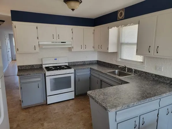 7134 Windsor Ave #2, Berwyn, IL 60402