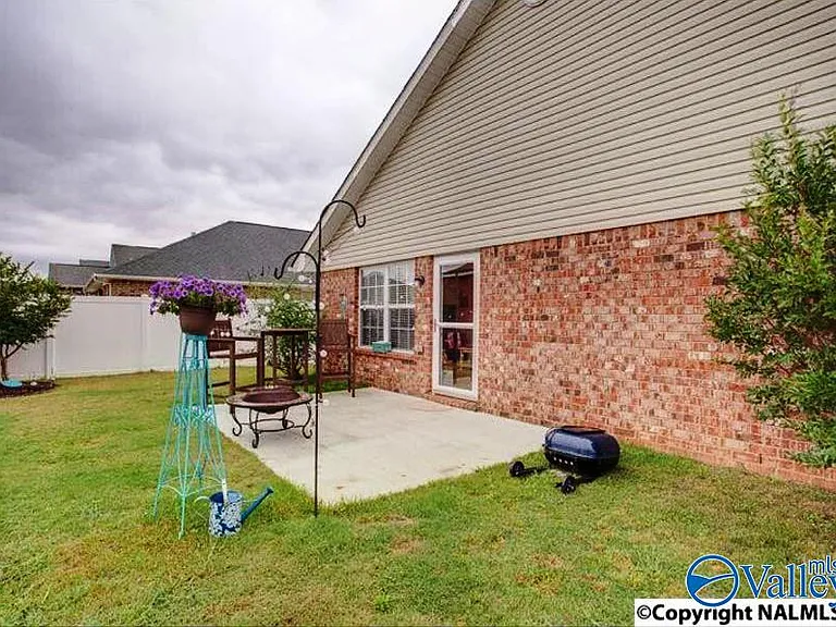 106 Blanchard Pl — Photo 19