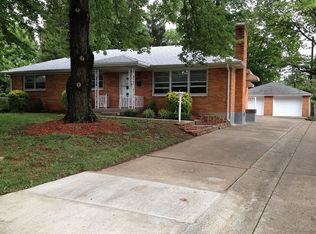 3531 Capri Dr, Louisville, KY 40218