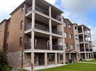 10 N Front St APT 102, Wormleysburg, PA 17043