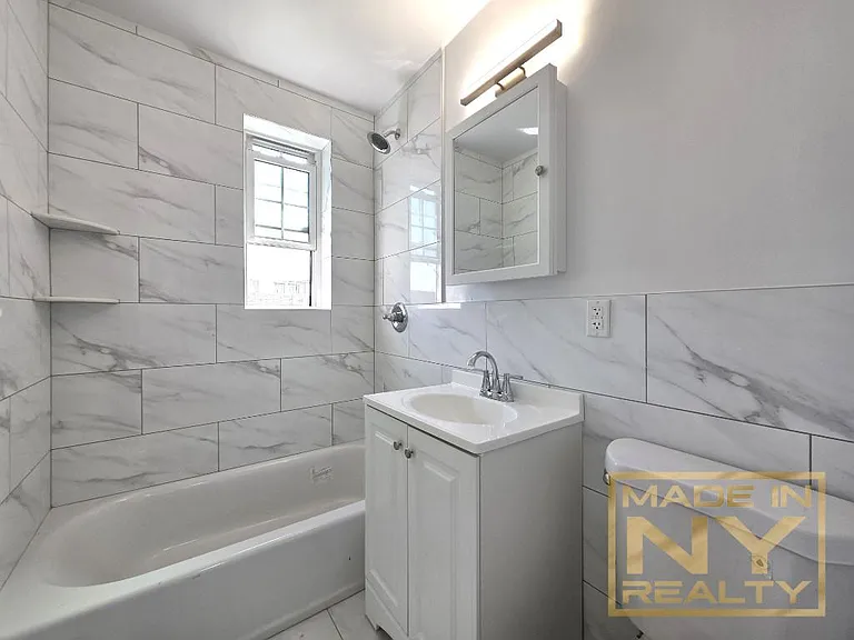 140-21 Burden Cres #603 — Photo 6
