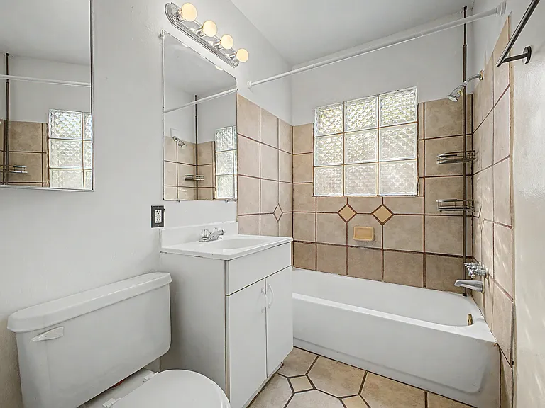 602 E San Juan Ave #3 — Photo 10