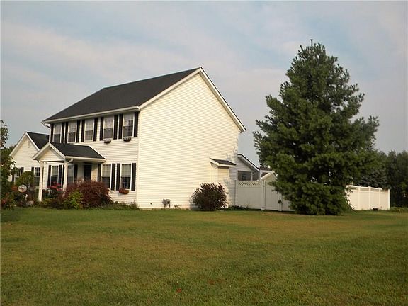 2nd image of 304 Woodfield Dr