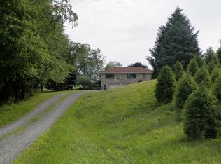 131 Valley View Ln, Elderton, PA 15736