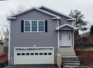 3 Carle Rd, Branford, CT 06405