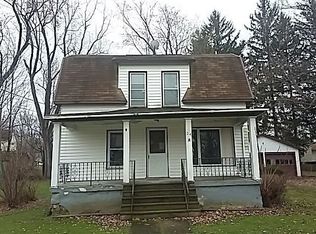 24 Smith St, Brocton, NY 14716