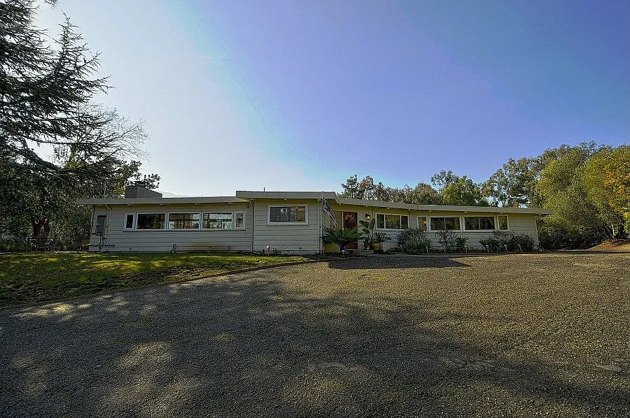 10455 Lone Oak Ln photo 1