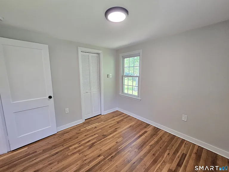 157 S River Rd — Photo 8