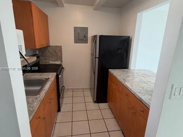 390 NW 86th Ct #806, Miami, FL 33126