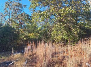 3571 Winding Rd, Hearne, TX 77859