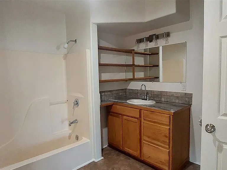 5778 2nd Ave #202 — Photo 2