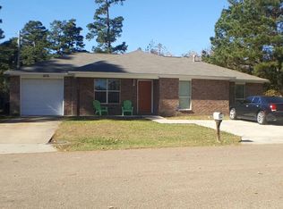 175 Greenforest Trl, Nash, TX 75569