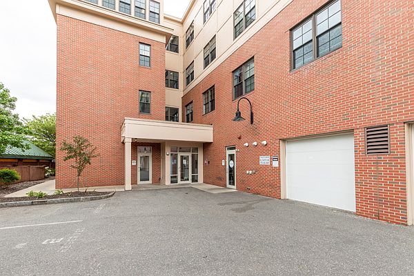 2nd image of 26 New Derby St #201A