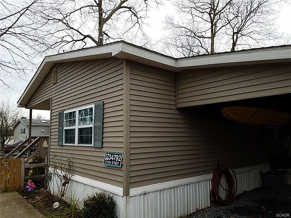 4th image of 34792 Halyard St