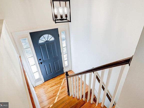 5th image of 180 Reeser Rd