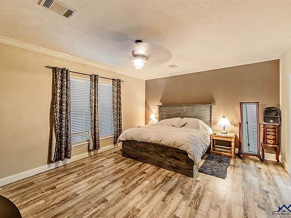 5th image of 1221 Bayou Black Dr