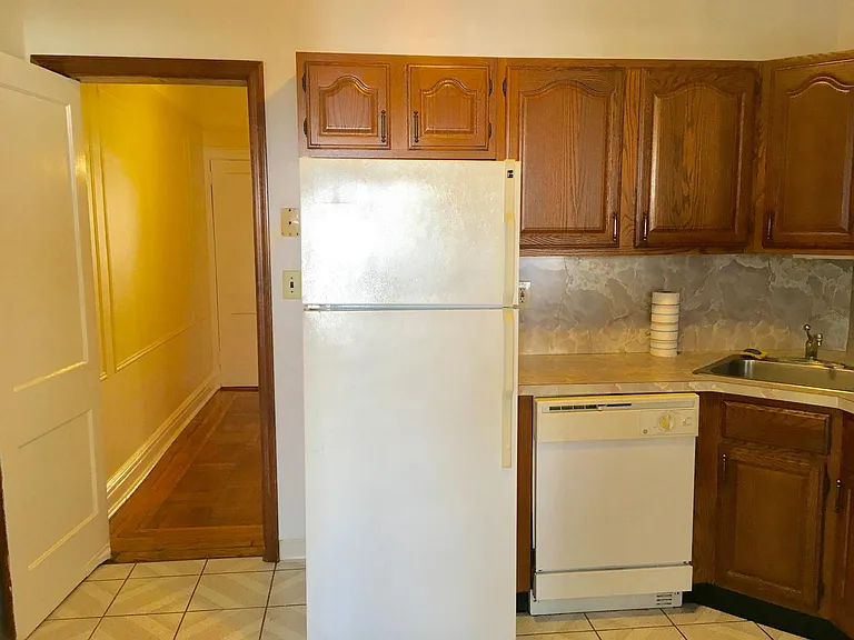 Tibbetts Rd — Photo 12