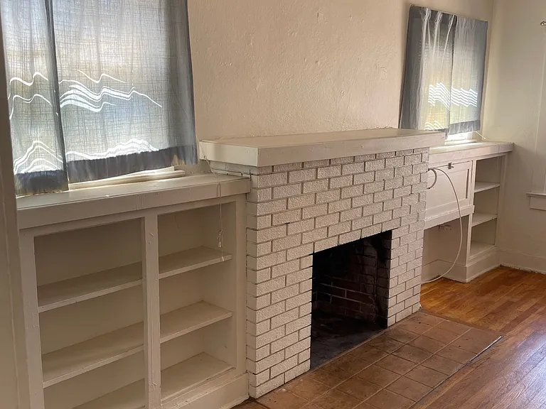 334 N Vine Ave — Photo 8