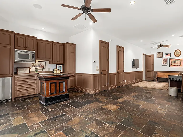 7324 Vista Mountain Dr — Photo 33