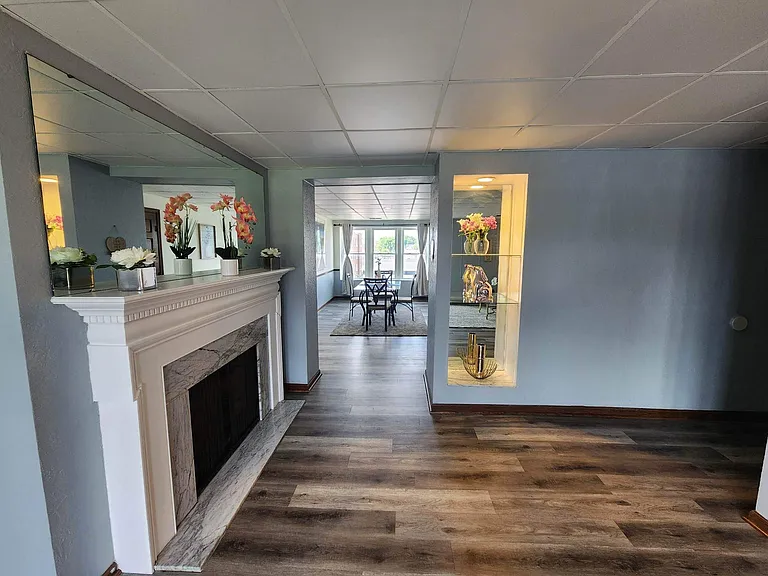 525 E Pine St — Photo 24